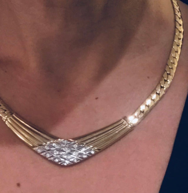 Will You Be My Diva Vintage Gold Necklace