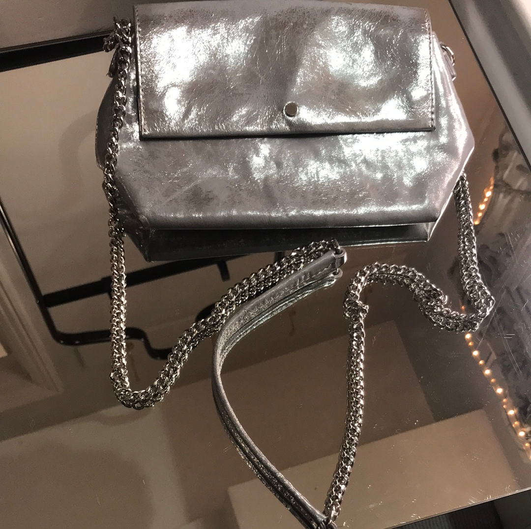 Banana republic outlet leather handbags