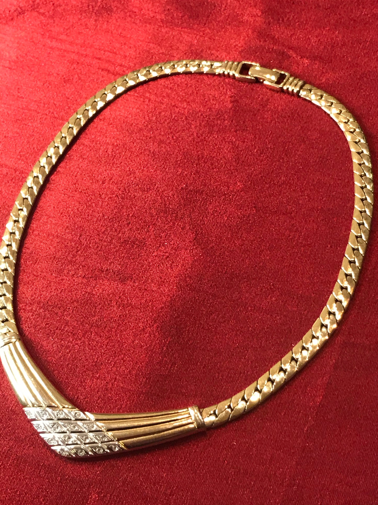 Will You Be My Diva Vintage Gold Necklace