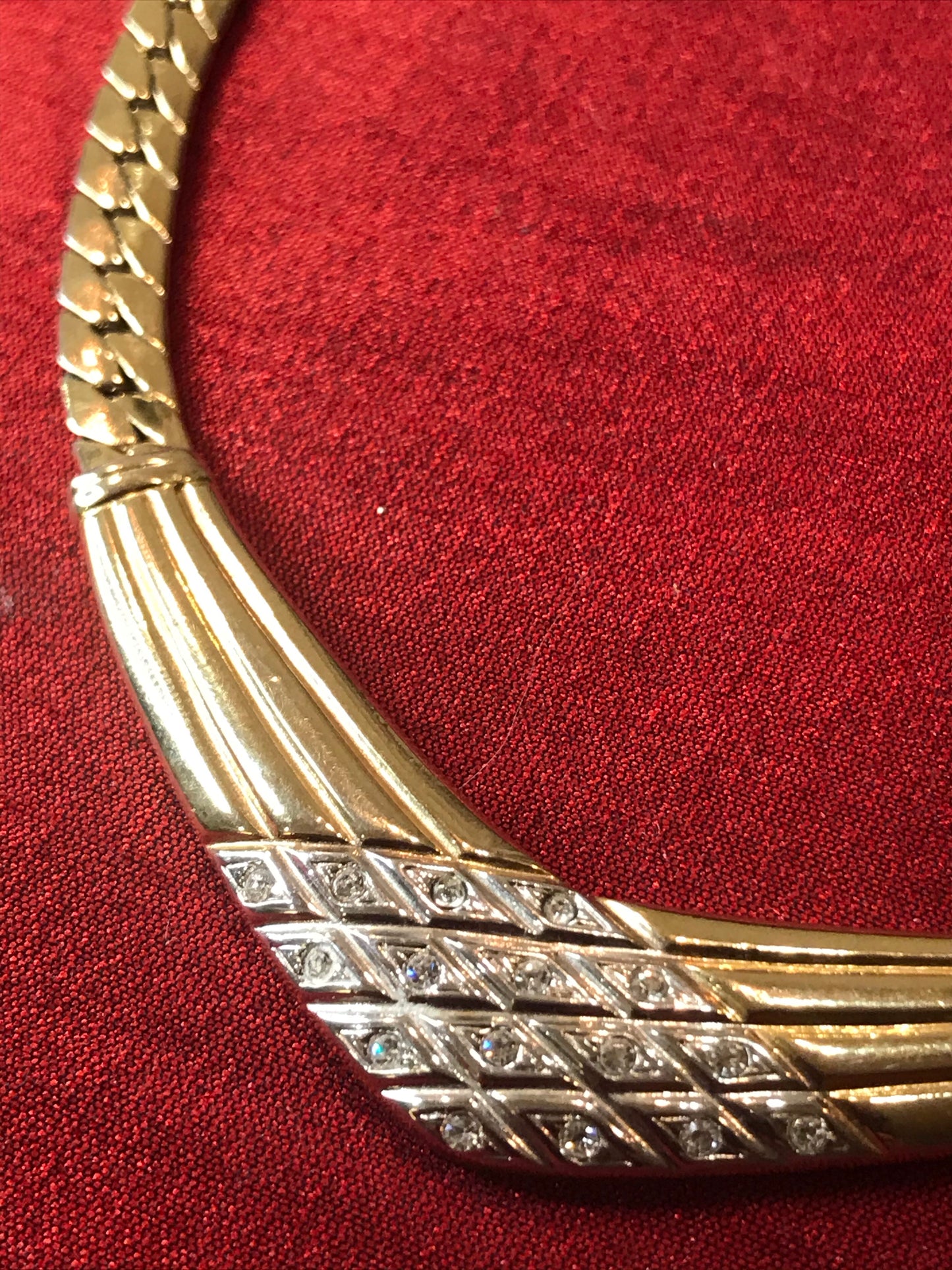 Will You Be My Diva Vintage Gold Necklace