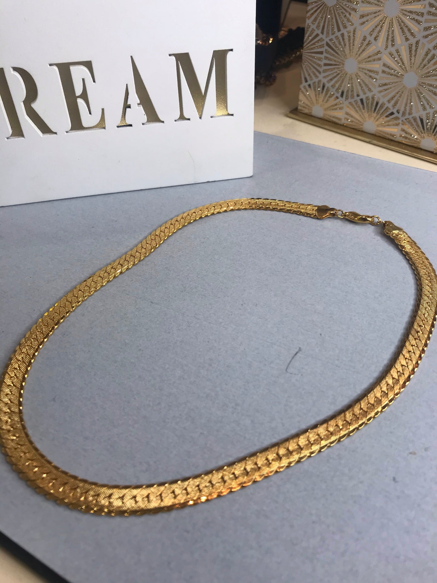 New York Power Necklace