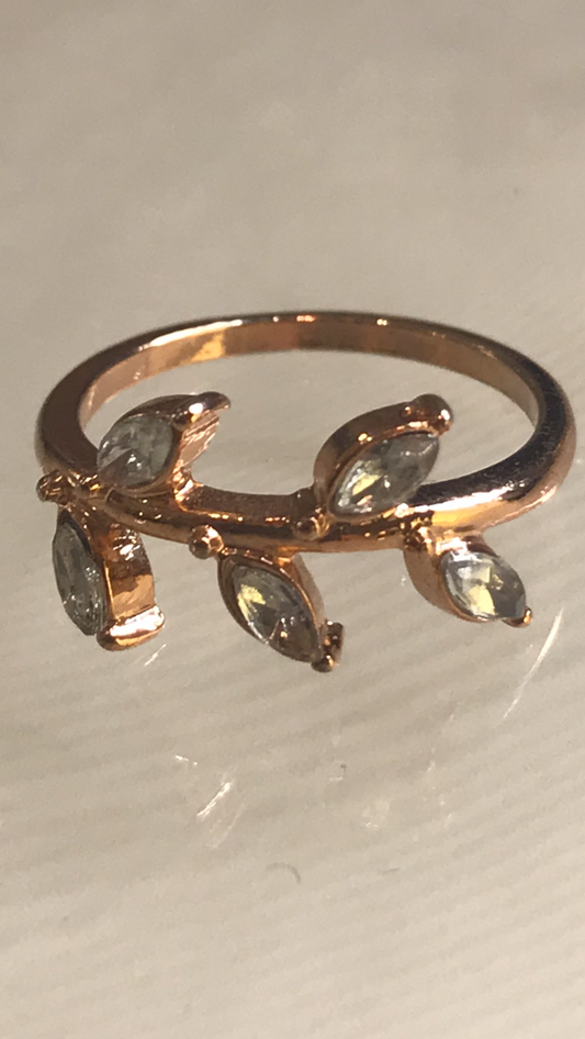 Rose Gold-Plated Glitter Leaf ‘Pinky’ Ring