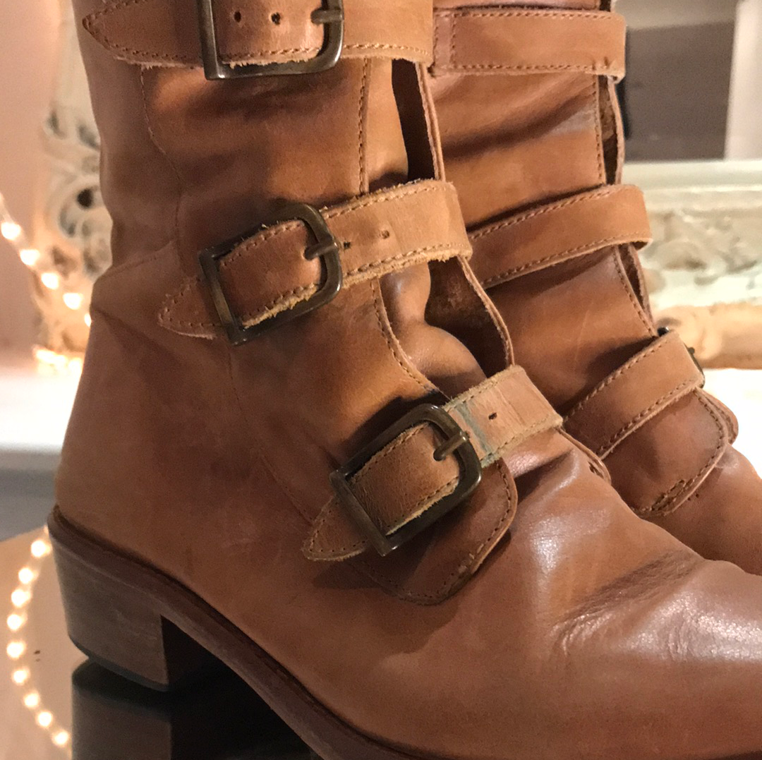 Pied a Terre Camel Leather Pirate Buckle Boots (size 37 UK)
