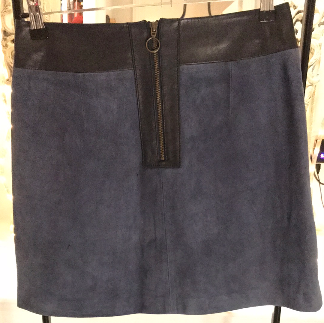 I'm Black and Blue Skirt