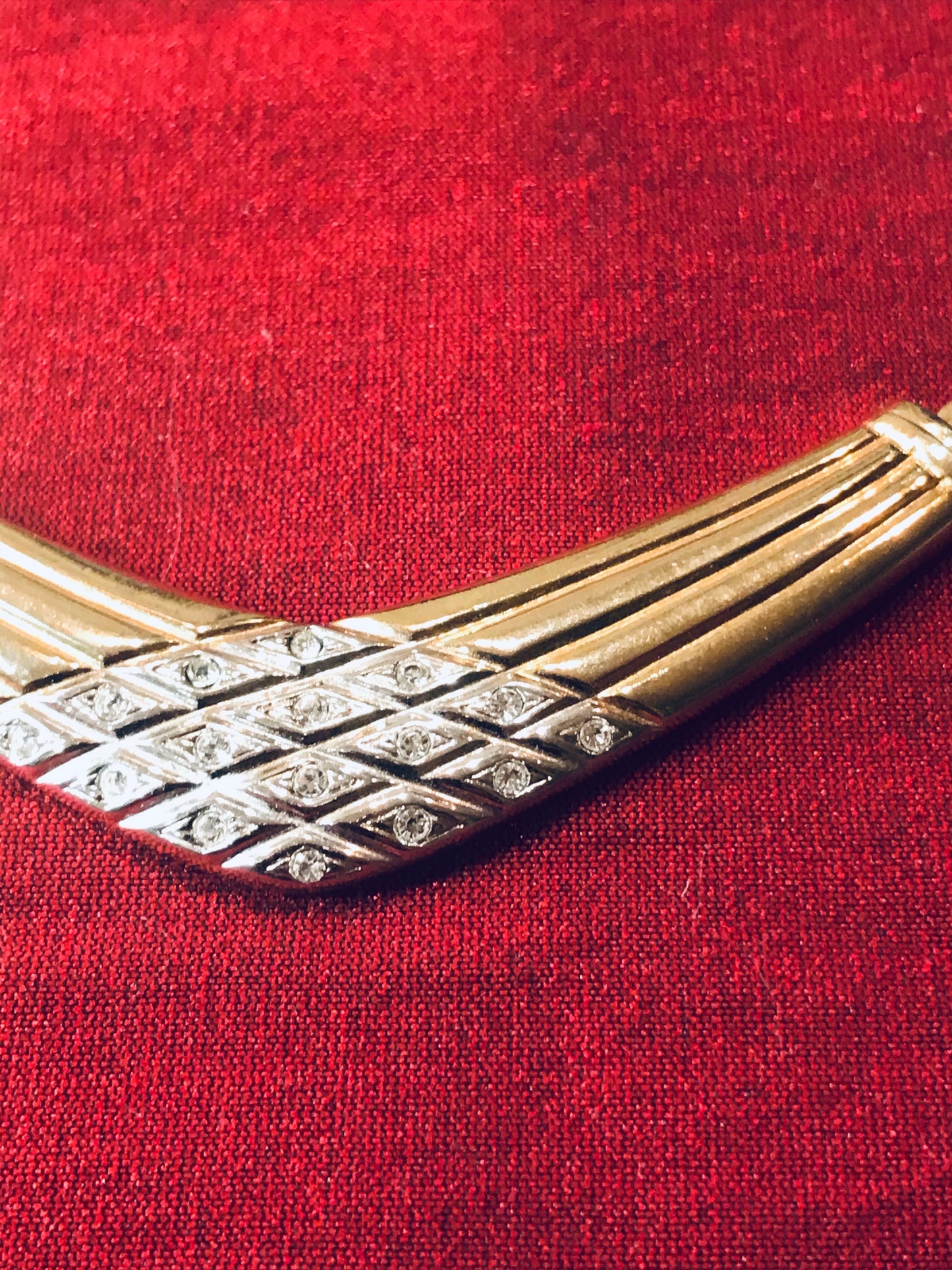 Will You Be My Diva Vintage Gold Necklace