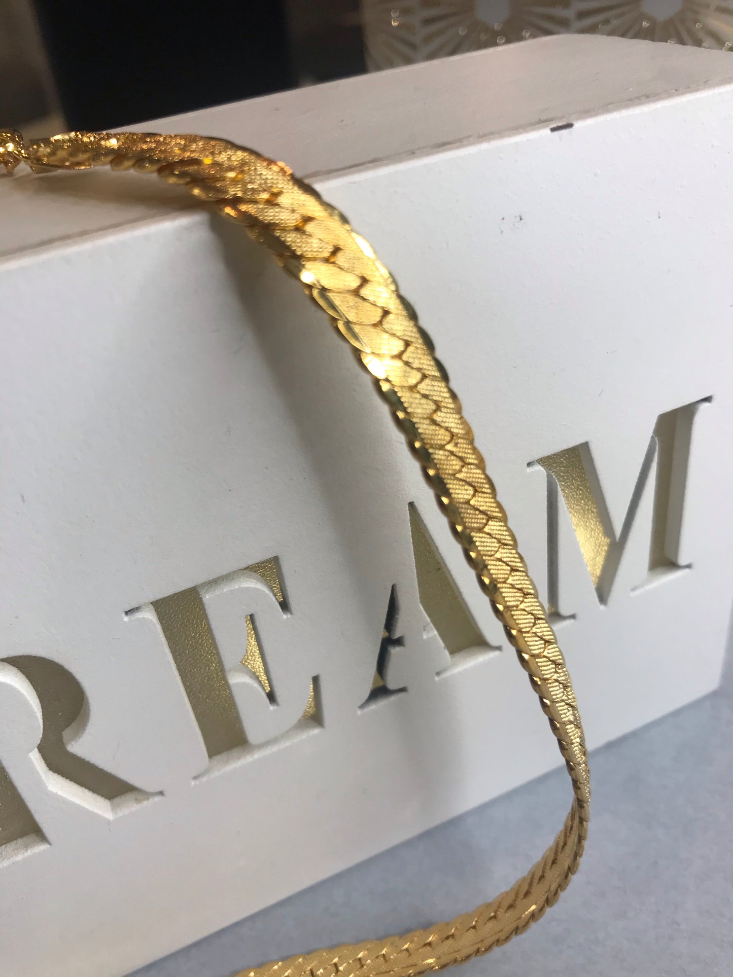 New York Power Necklace