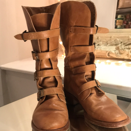 Pied a Terre Camel Leather Pirate Buckle Boots (size 37 UK)