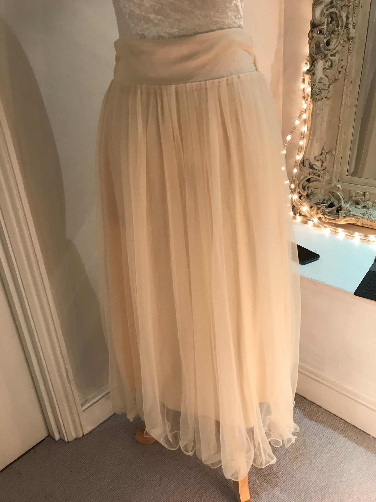 Cream Princess Pleated Long Skirt